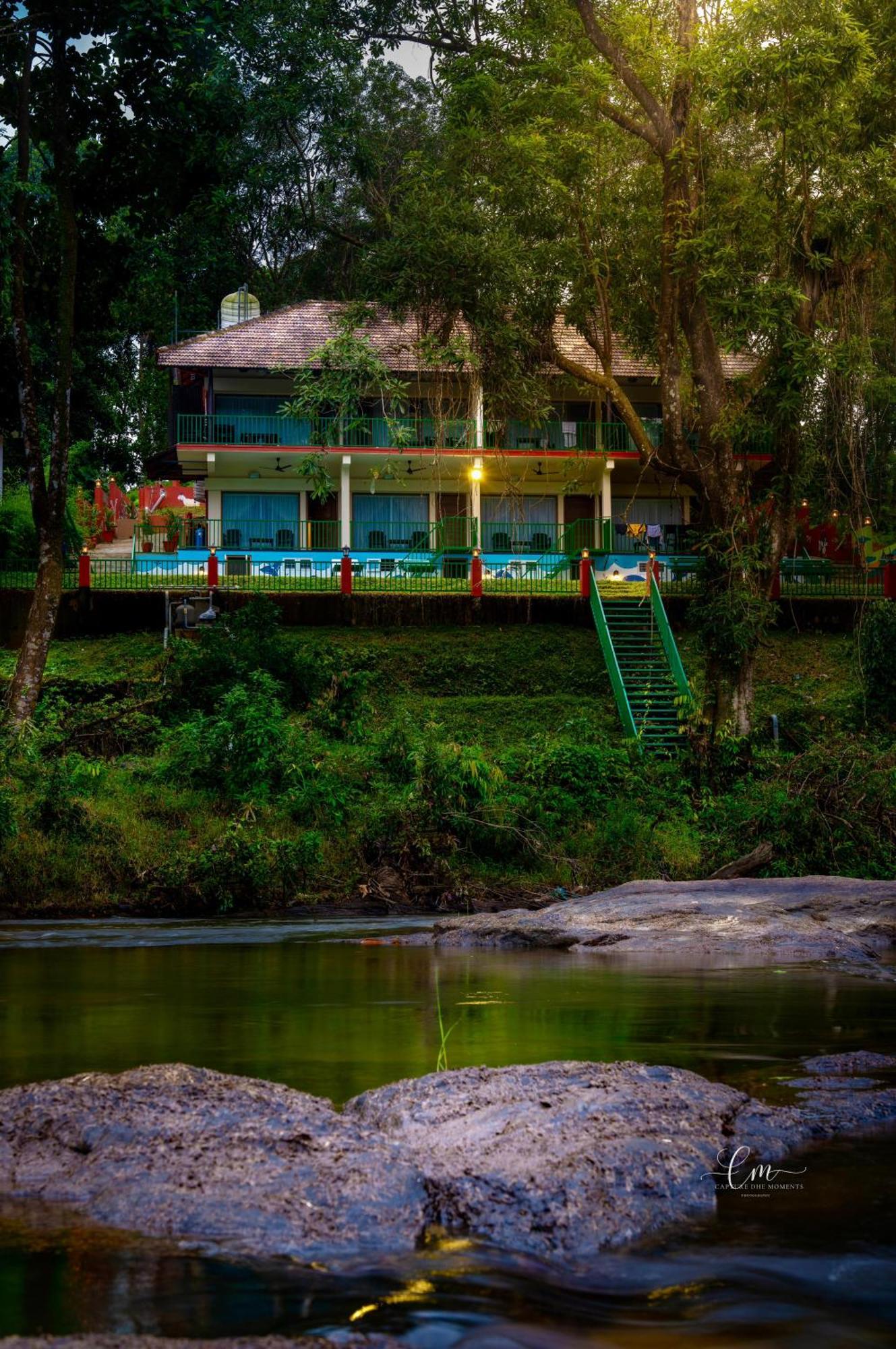 Kuttampuzha Falcon Riverview Resorts מראה חיצוני תמונה