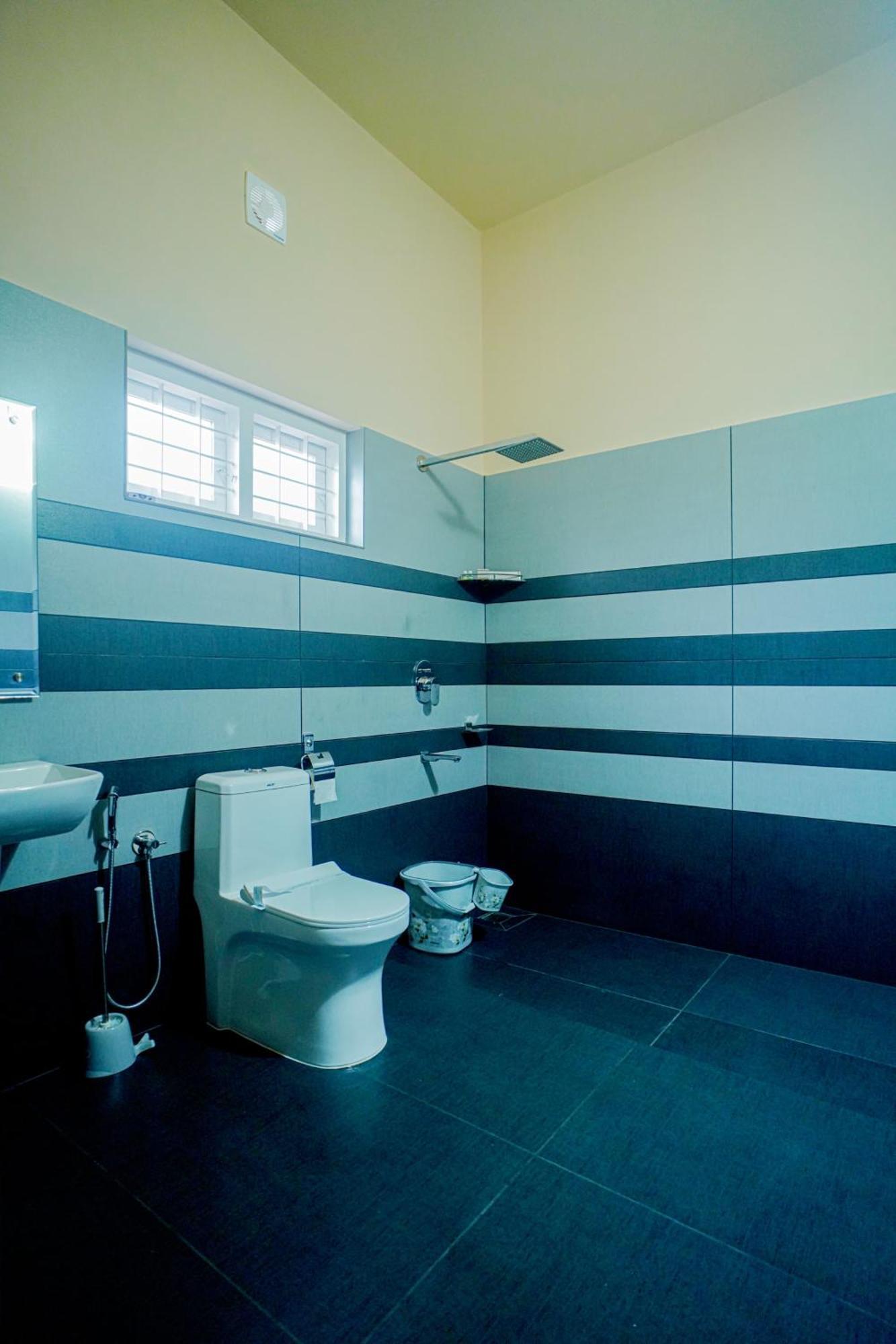 Kuttampuzha Falcon Riverview Resorts מראה חיצוני תמונה
