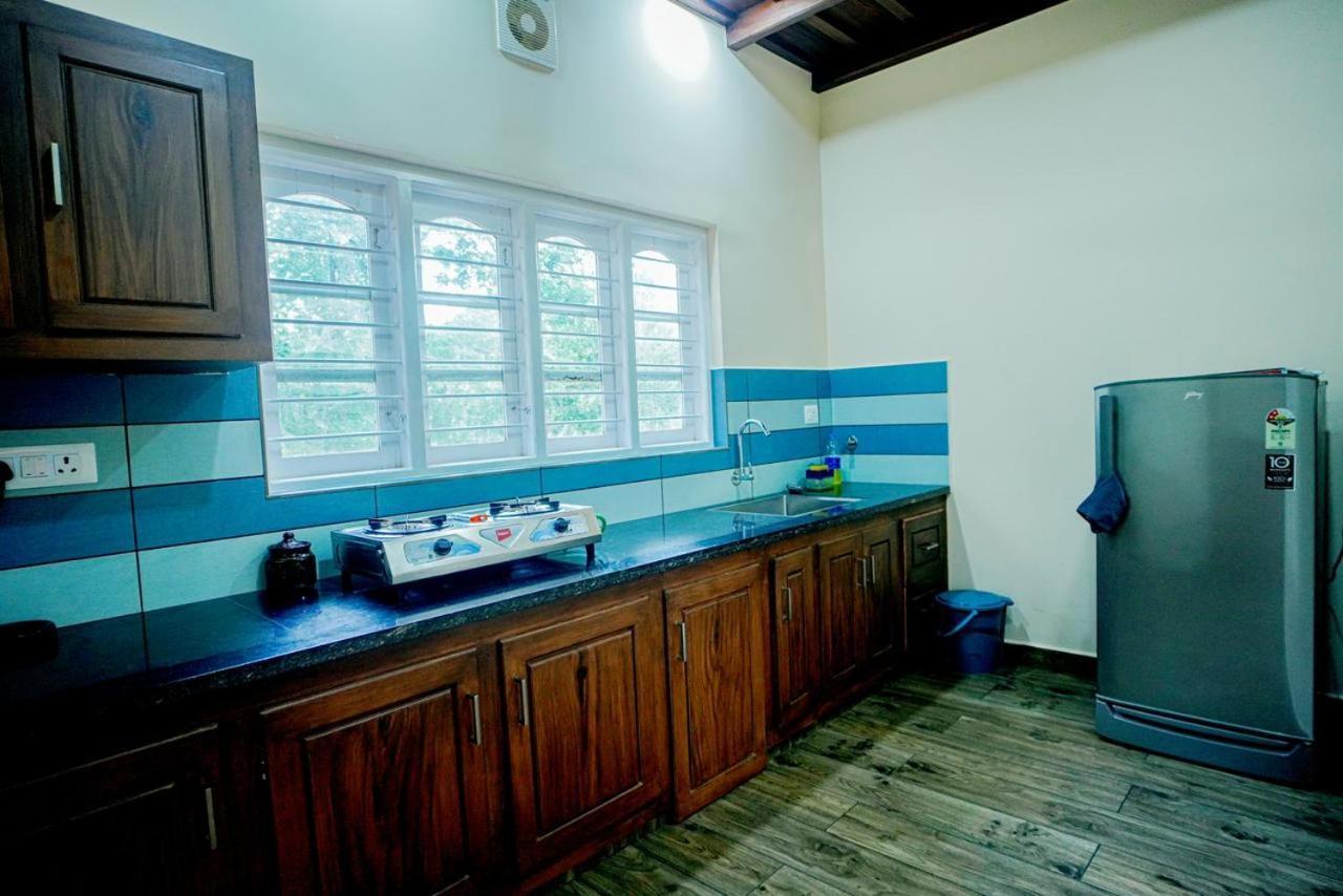 Kuttampuzha Falcon Riverview Resorts מראה חיצוני תמונה
