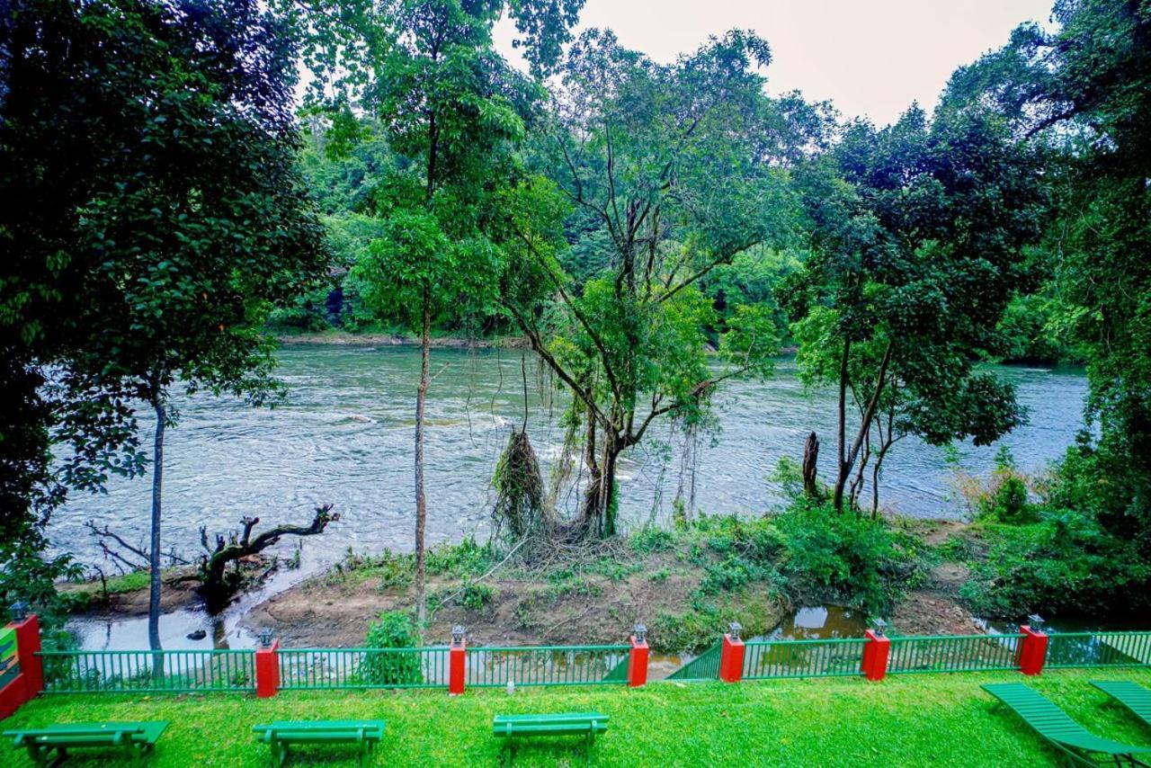 Kuttampuzha Falcon Riverview Resorts מראה חיצוני תמונה