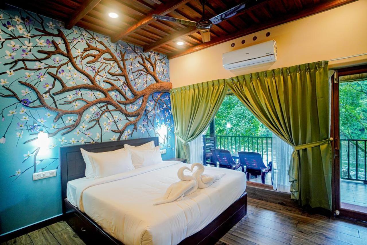 Kuttampuzha Falcon Riverview Resorts מראה חיצוני תמונה