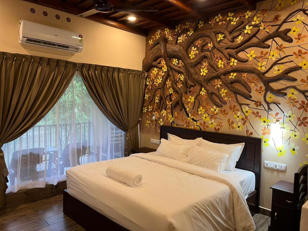 Kuttampuzha Falcon Riverview Resorts מראה חיצוני תמונה